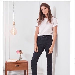 NWOT Elizabeth and James light Gray Tee Sh…